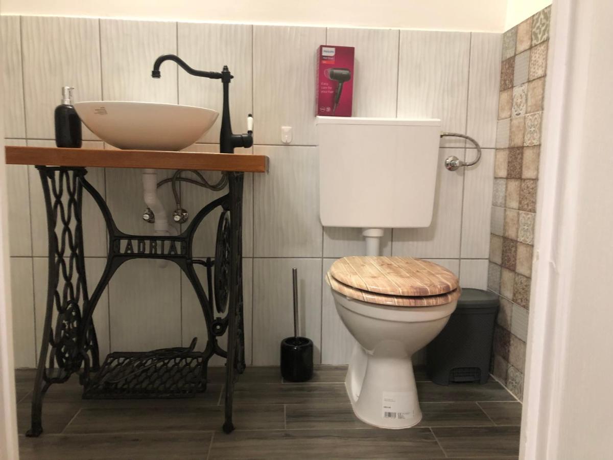 Mormota Vendeghaz Apartment Mezokovesd Luaran gambar