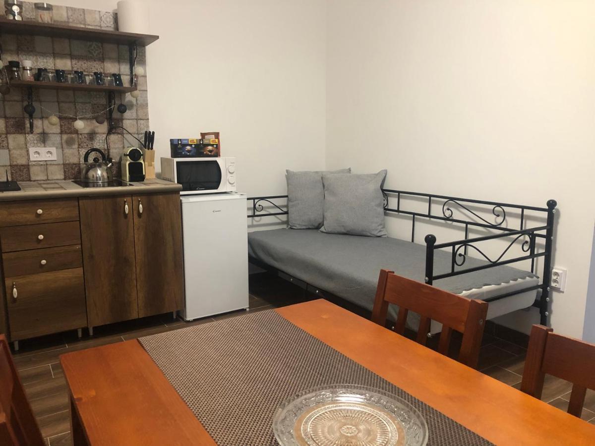 Mormota Vendeghaz Apartment Mezokovesd Luaran gambar